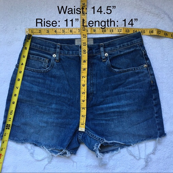 EVERLANE The Cheeky Jean high waisted cutoff jean shorts size 29 - Picture 4 of 16